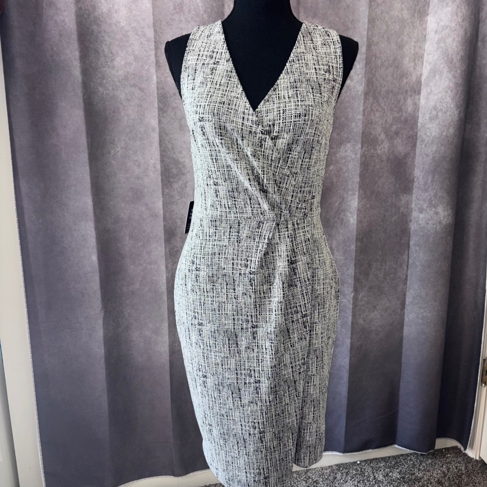 NWT Express Tweed Womens Size Small Black White Wrap Academic Dress Side Zip